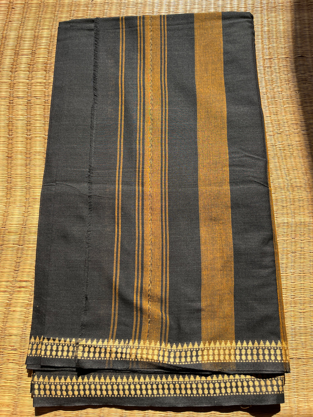 Authentic Bengal Classy Handloom Cotton Saree- Black/ Burgundy