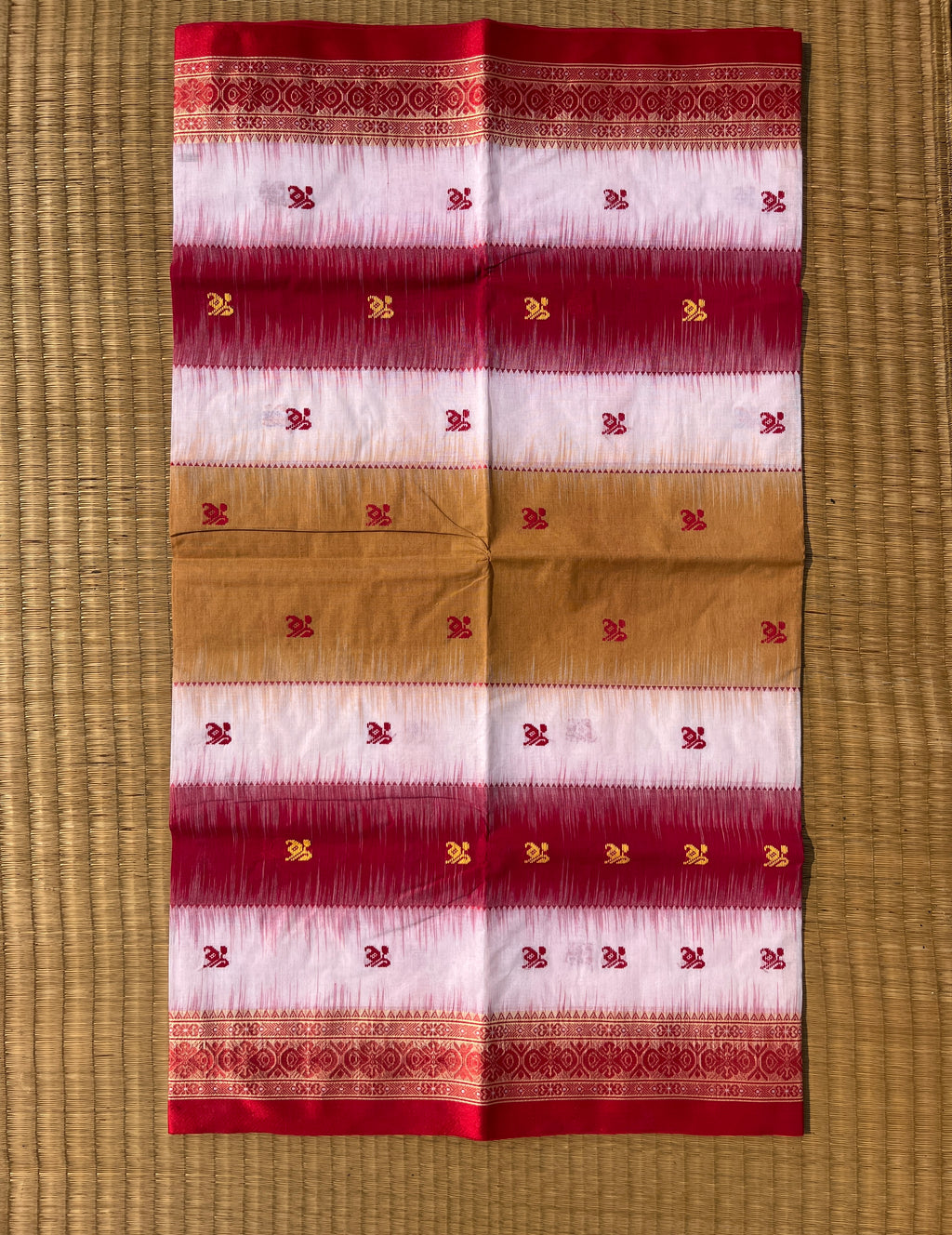 Laal Rekha – Bengal Dhaniakhali Tant Cotton Saree in Red
