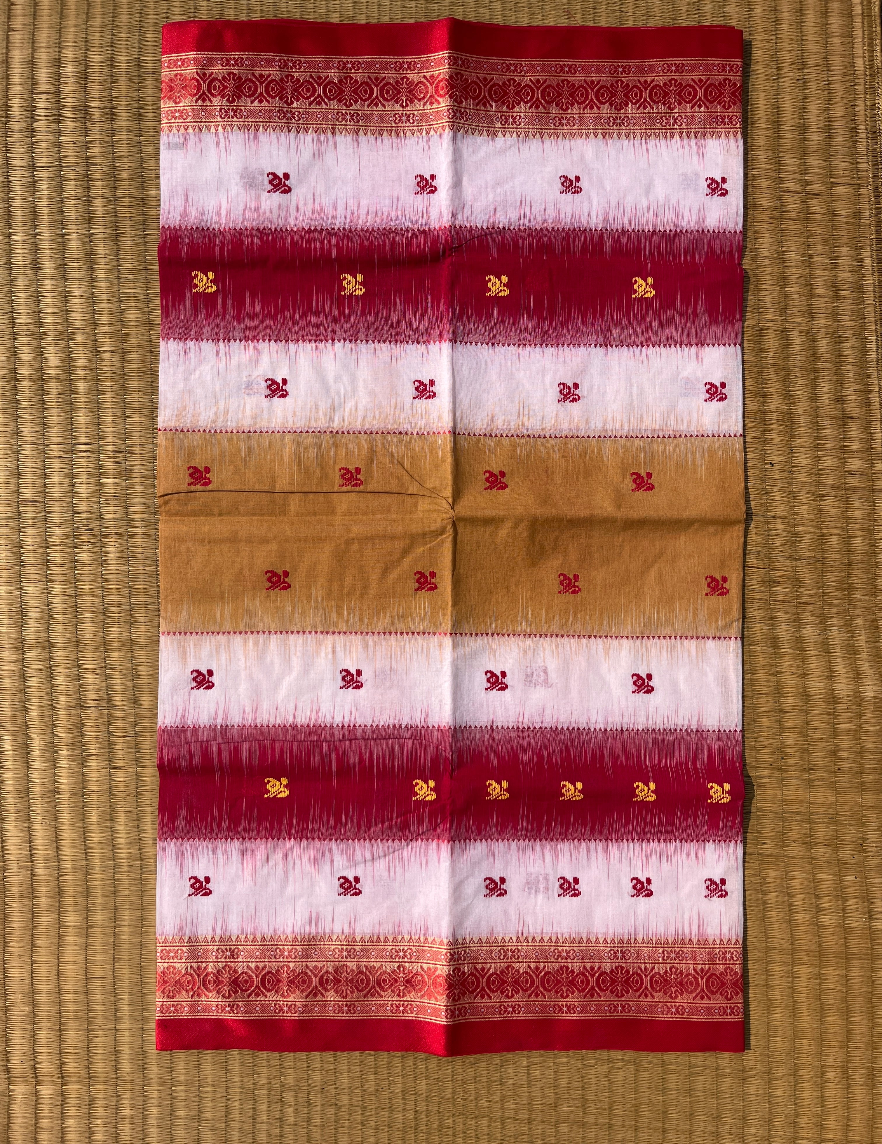 Laal Rekha – Bengal Dhaniakhali Tant Cotton Saree in Red