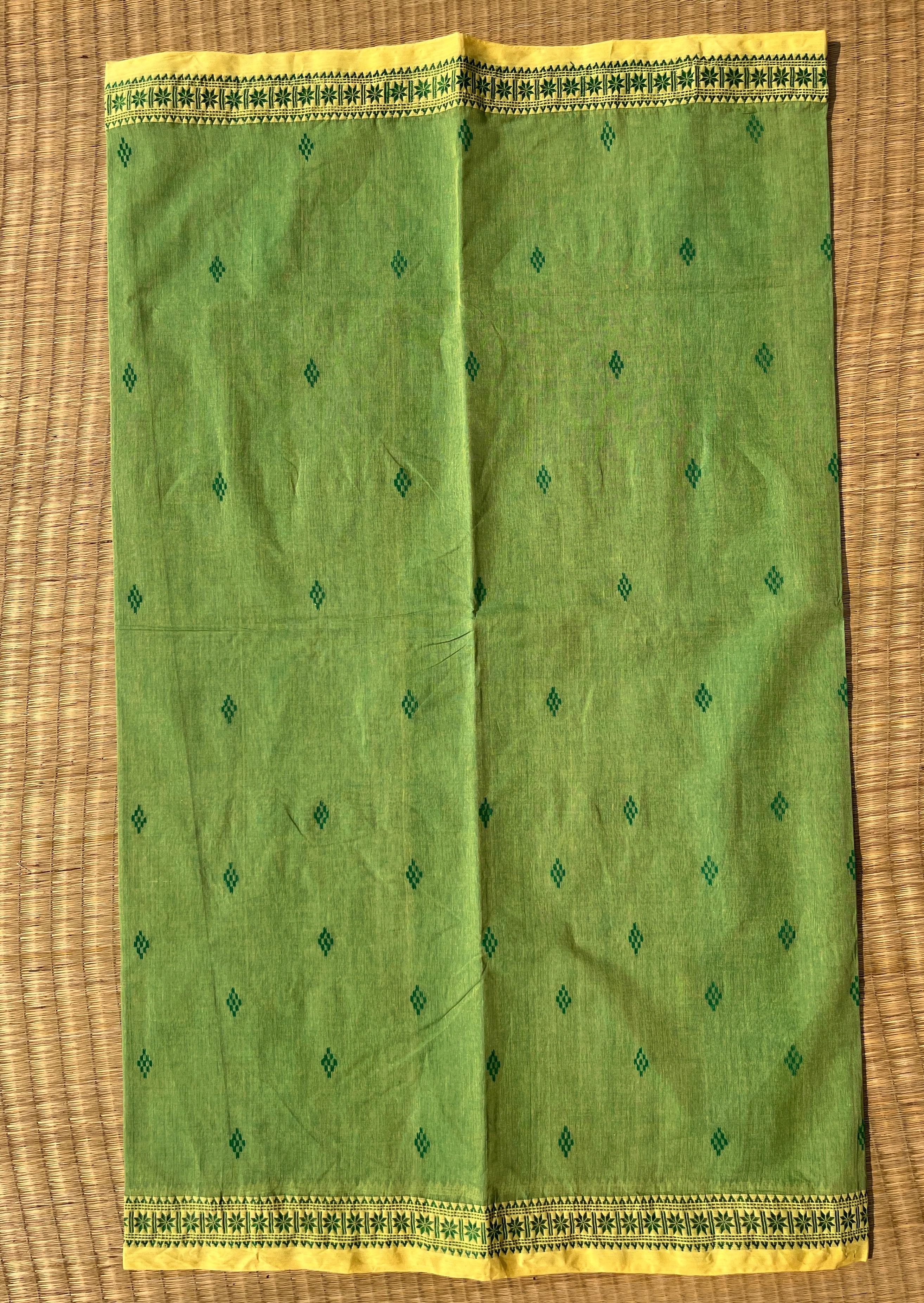 Green Bengal Handloom Cotton Saree – Simple Design